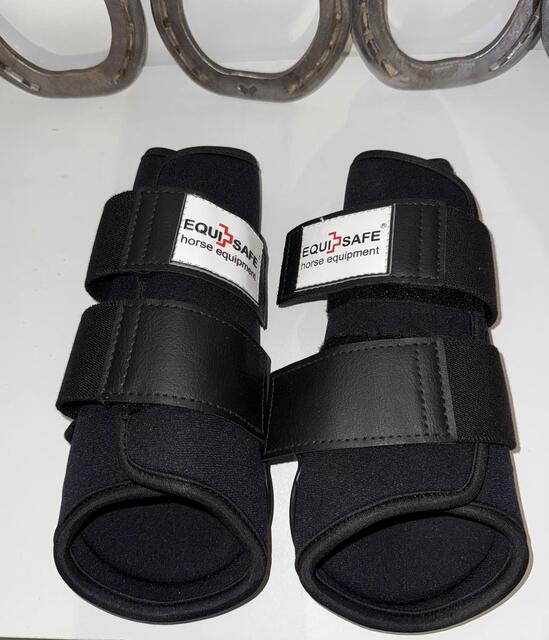Equisafe protections de dressage avant