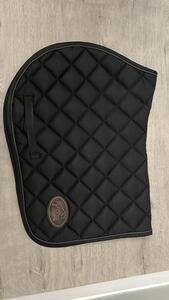 Tapis Noir Jump’in