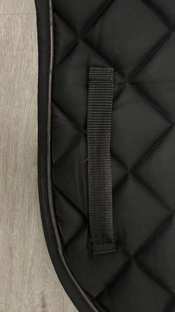 Tapis Noir Jump’in
