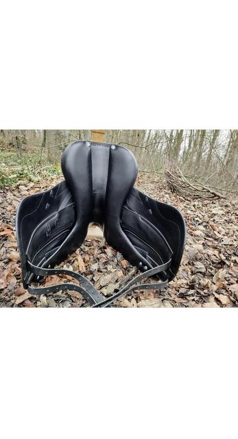 Selle dressage CWD 18’