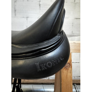 Selle de dressage Ikonic