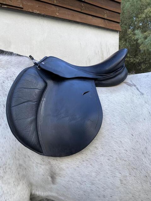 selle fouganza 17,5 cuir noir