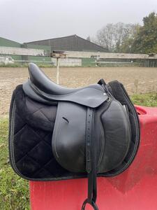selle 17,5 FOUGANZA