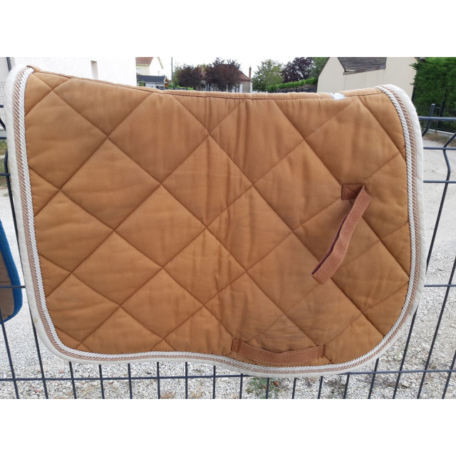 Tapis HFI taille cheval mis quelques fois.