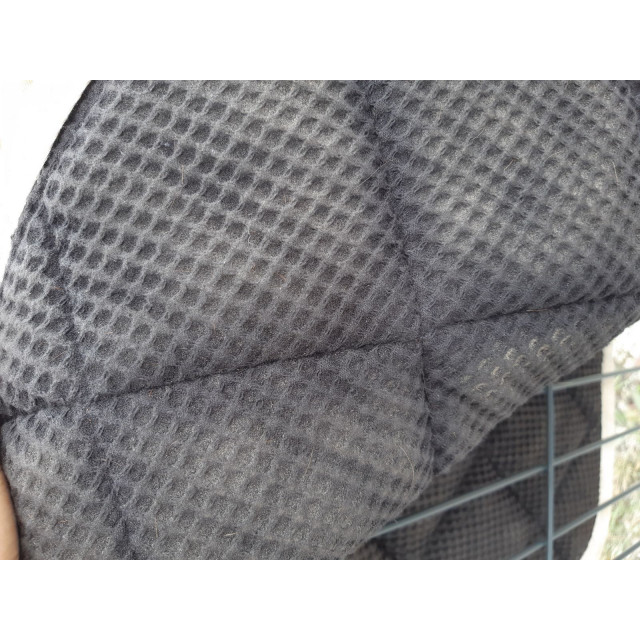 Tapis HFI taille cheval mis quelques fois.