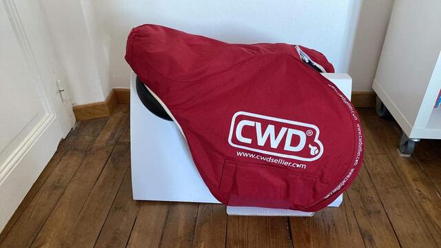 Selle CWD SE02 17,5 noire
