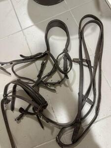 filet en cuir marron