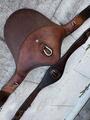 bavette en cuir marron