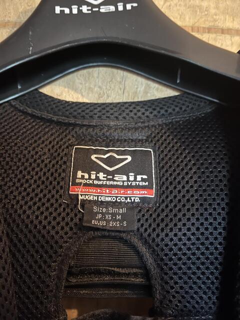 Air bag hit-air