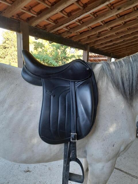 Selle de dressage antares