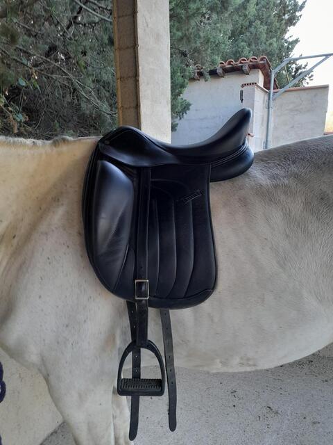 Selle de dressage antares