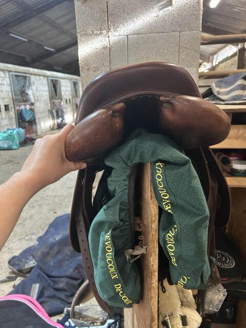 Selle Devoucoux 16,5