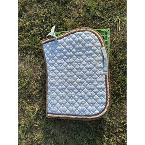 tapis bleu ciel/ marron