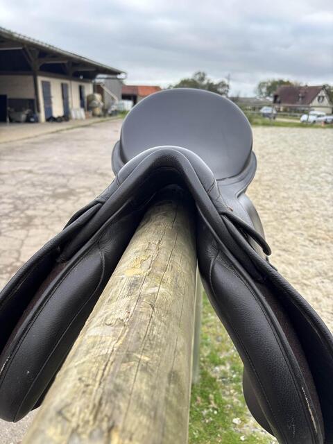 SELLE KENT AND MASTERS UNIVERSAL GP HAUT GARROT S-SERIES