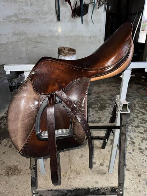 selle forestier mixte 17,5