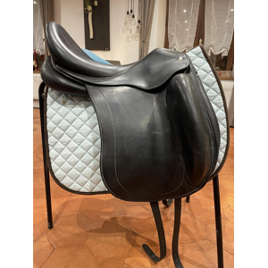 Selle dressage Childeric DHE 17’5