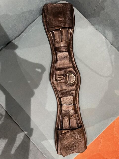 Selle dressage Childeric DHE 17’5