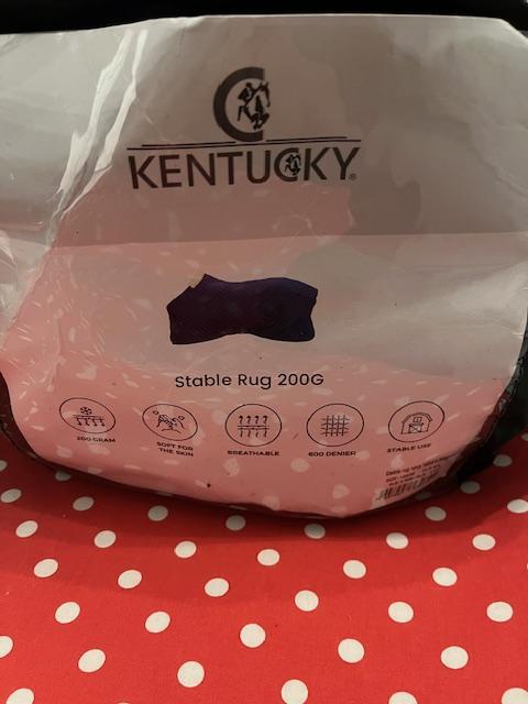 COUVERTURE DE BOX KENTUCKY 145-6'6 BLEUE