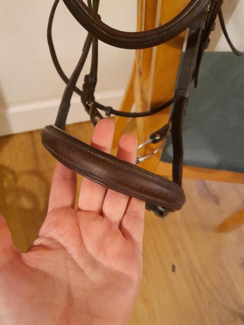 Filet bridon cuir marron cheval
