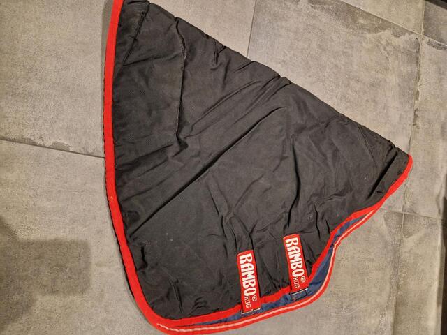 Couverture d extérieure Rambo imperméable avec cou