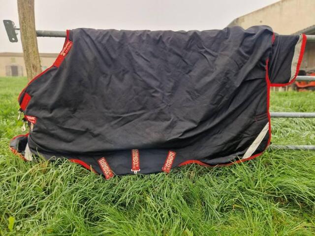 Couverture d extérieure Rambo imperméable avec cou