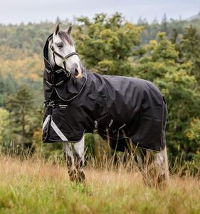 Couverture Horseware Bravo Plus 250g + couvre-cou amovible – État impeccable