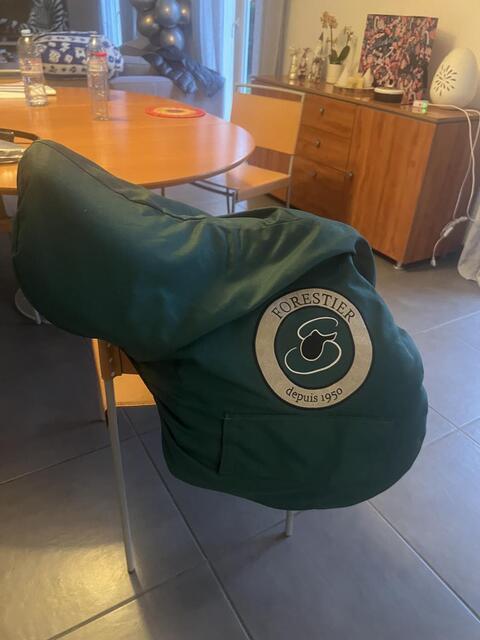 Selle forestier mixte 2024 très bon état