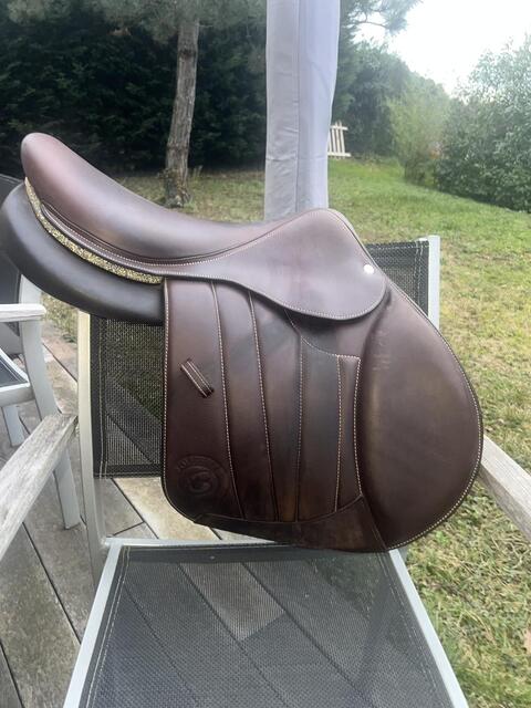Selle forestier mixte 2024 très bon état