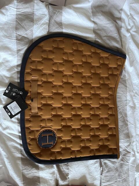 Tapis de selle Harcour neuf poney