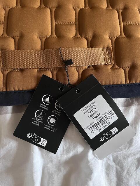 Tapis de selle Harcour neuf poney