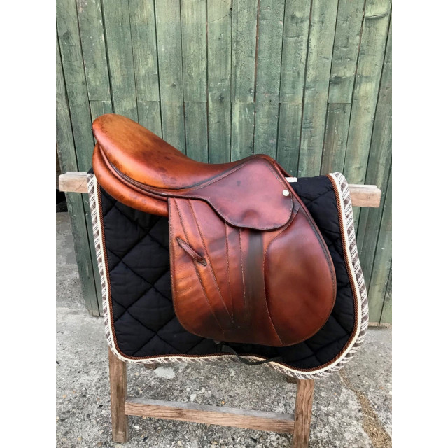 Selle BUTET 17''