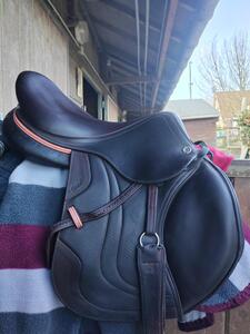 Selle CWD parfait état