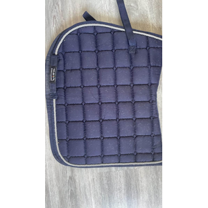 tapis bleu, HKM