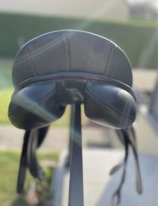 Selle dressage