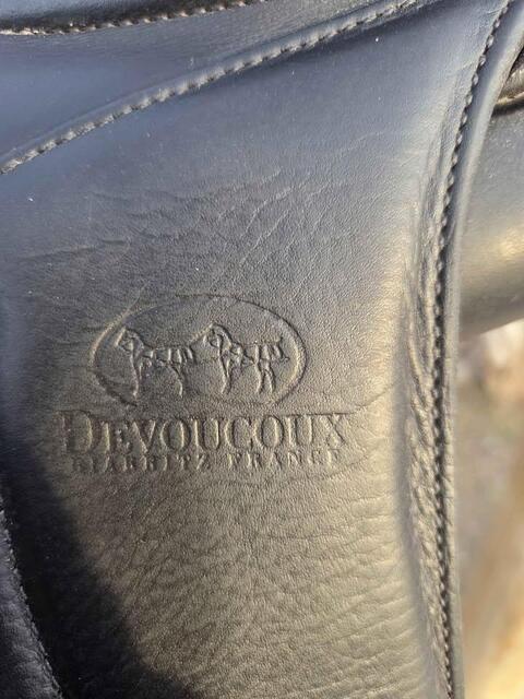 selle dressage DEVOUCOUX MAKILA LAB 17.5