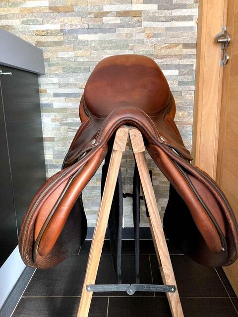 Selle Butet semi-plate 17"