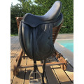 Selle dressage Antares 17"