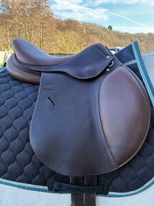 Selle Antarès 17.5 pouces - modèle Altaïr