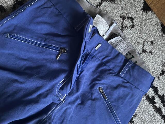 Pantalon bleu roi
