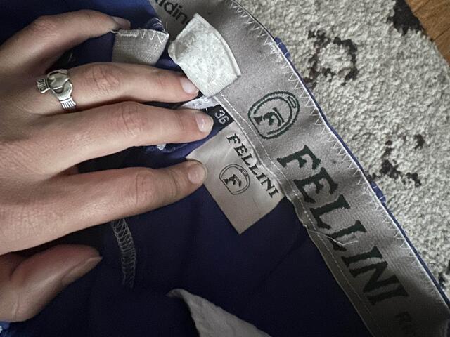 Pantalon bleu roi