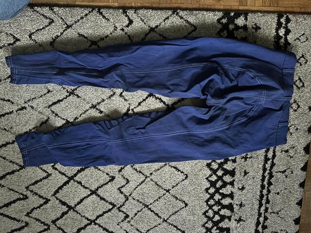 Pantalon bleu roi