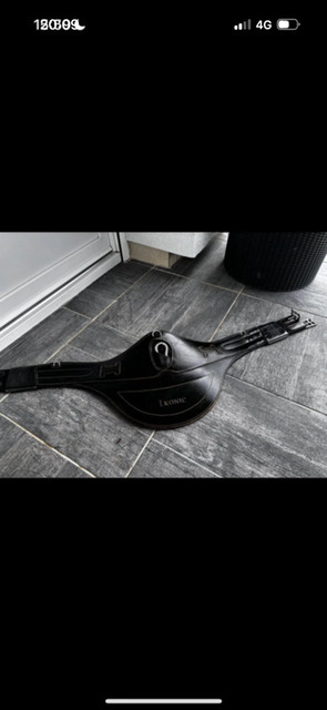Selle Ikonic
