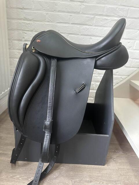 selle Jeffries dressage