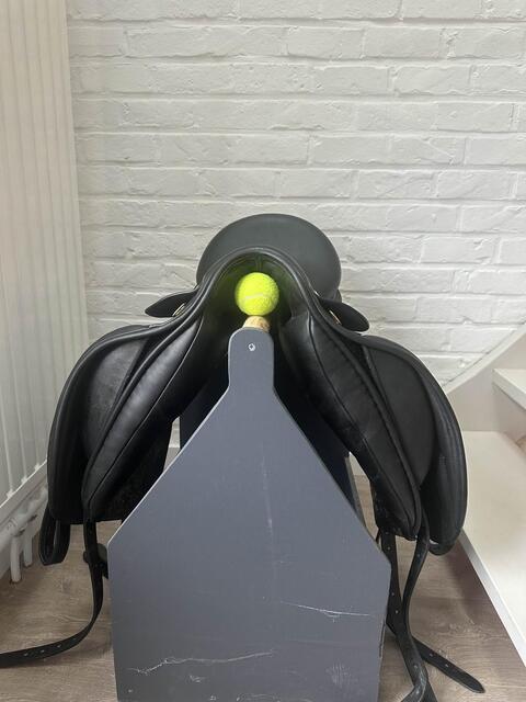 selle Jeffries dressage