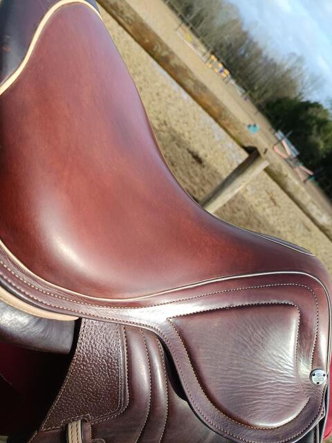Selle cwd mademoiselle