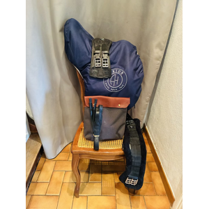 Selle Arion dressage 17” URGENT PRIX NEGO
