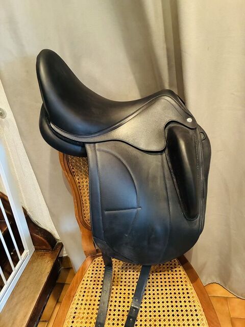Selle Arion dressage 17” URGENT PRIX NEGO