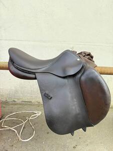 selle devoucoux Biarritz 16,5 p