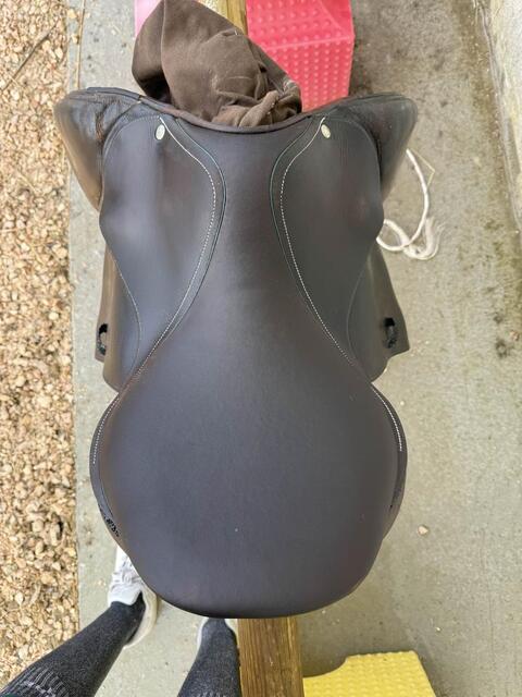 selle devoucoux Biarritz 16,5 p