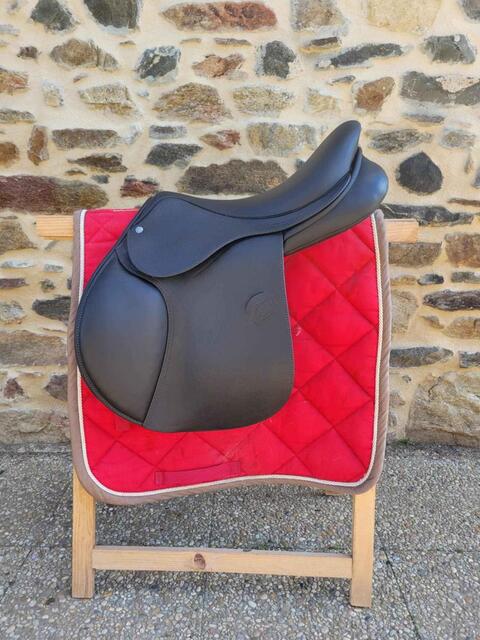 selle cuir 17"5